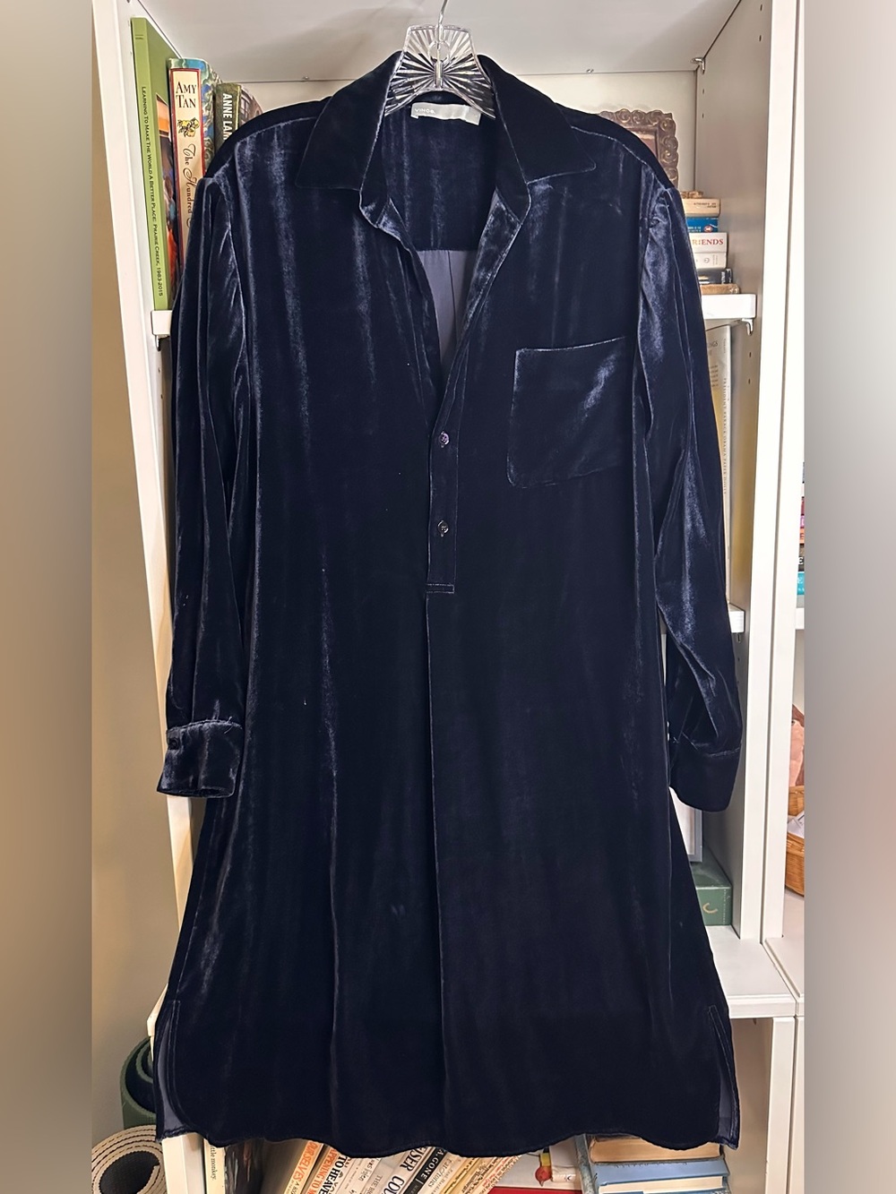 Vince Velvet Mini Dress - Navy Blue. Size S